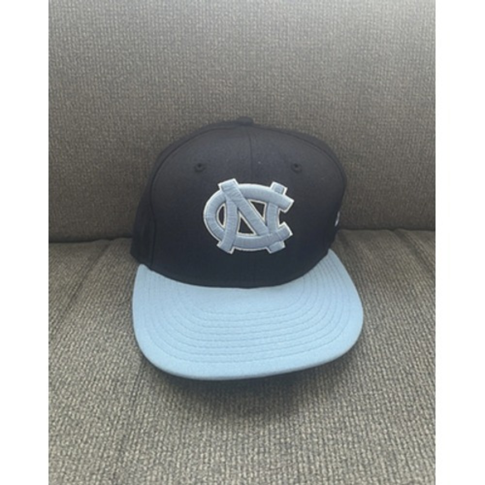 North Carolina Tar Heels Hat Cap Fitted Mens 7 NCAA College 59FIFTY New Era